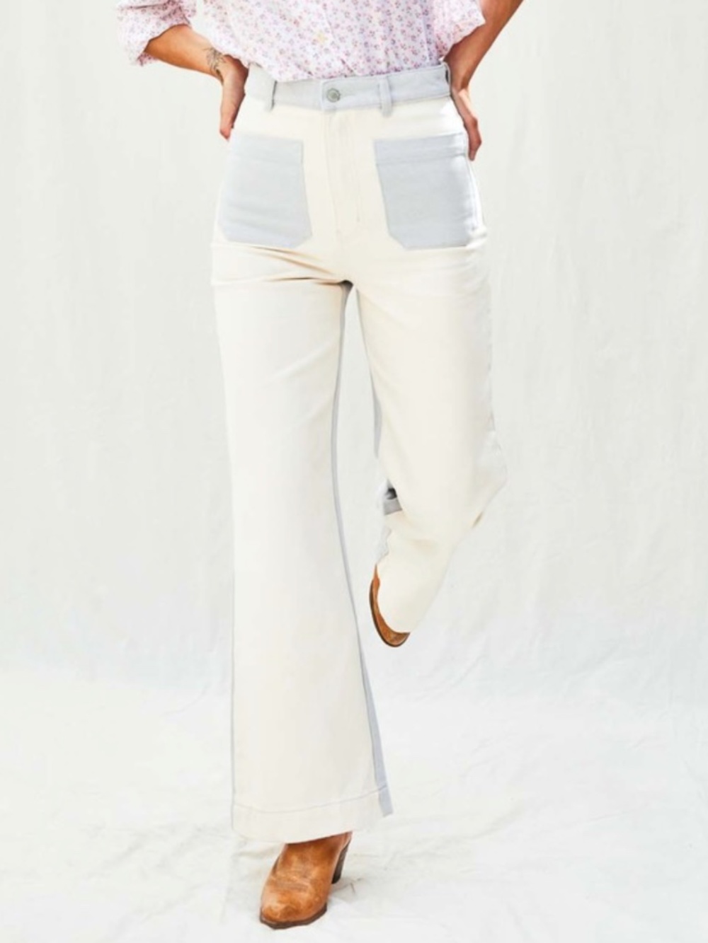 ROLLA'S Sailor Shell Splice Two-Tone Cream and Light Blue Wide Leg Jeans Size 26